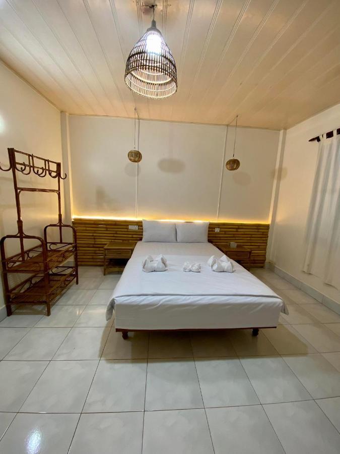 Ecran Riverfront Guesthouse Kampot Exterior photo